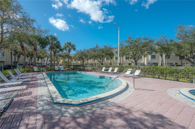 119 BRENT CIRCLE, Oldsmar, FL 34677