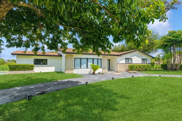 7001 SW 126th St, Pinecrest, FL 33156