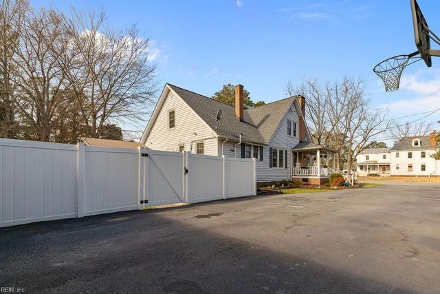 609 Pace ST, Franklin, VA 23851