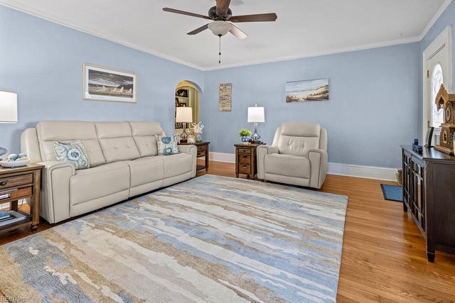 609 Pace ST, Franklin, VA 23851