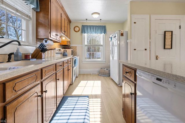 609 Pace ST, Franklin, VA 23851