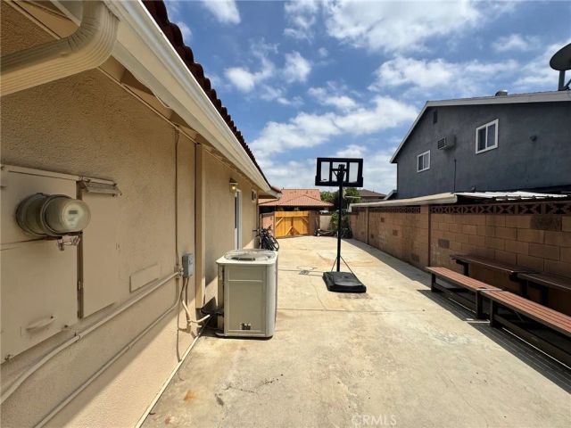 18577 Asuncion Street, Porter Ranch, CA 91326