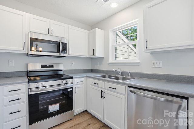 10584 English Setter Way, Charlotte, NC 28269