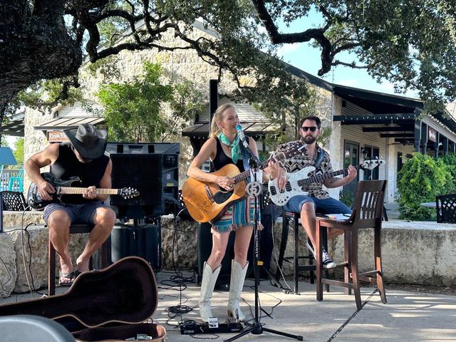 1607 Johnson Ave, Marble Falls, TX 78654