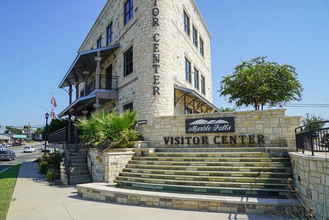 1607 Johnson Ave, Marble Falls, TX 78654