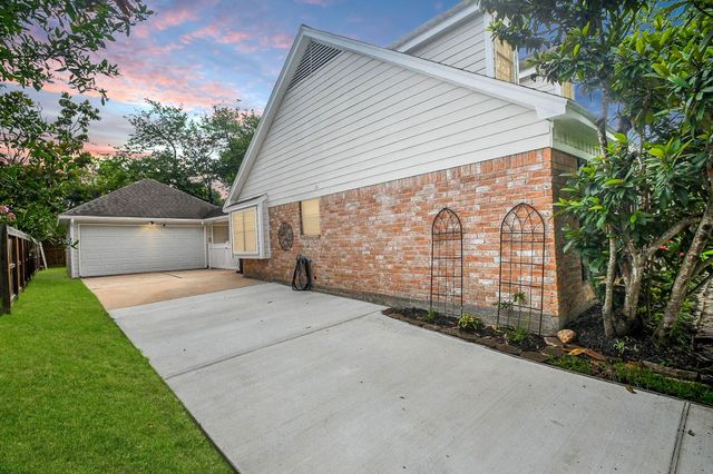 12114 Westmere Drive, Houston, TX 77077