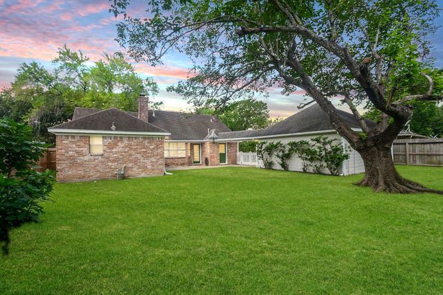12114 Westmere Drive, Houston, TX 77077