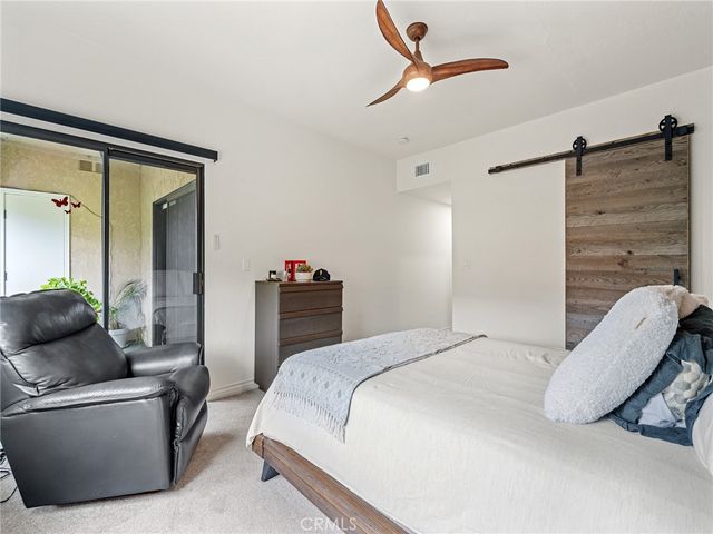 2001 E 21st St 327, Signal Hill, CA 90755