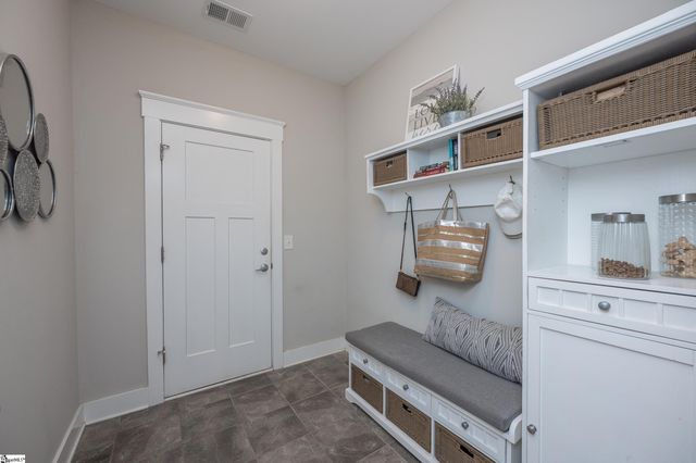 120 Longfellow Way, Simpsonville, SC 29681