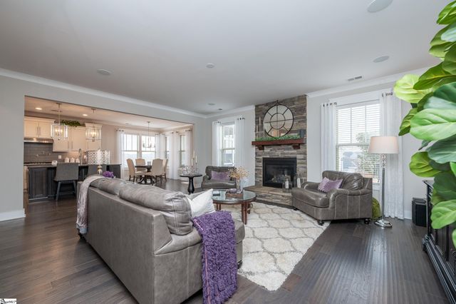 120 Longfellow Way, Simpsonville, SC 29681