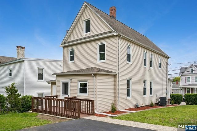 52 Central Avenue, Dover Town, NJ 07801