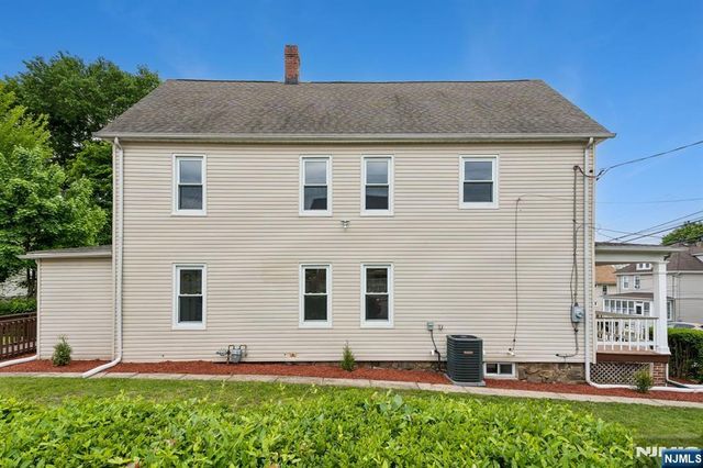 52 Central Avenue, Dover Town, NJ 07801