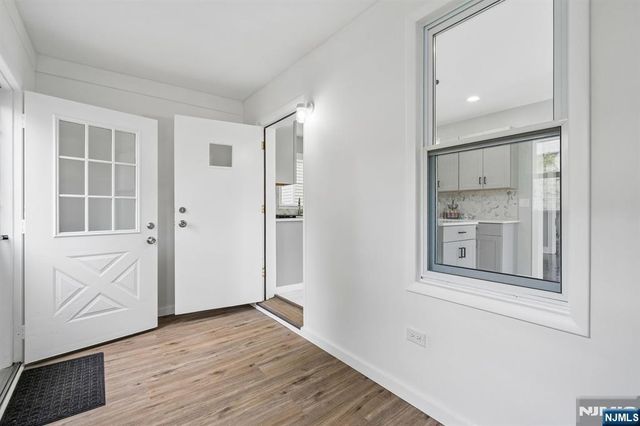 52 Central Avenue, Dover Town, NJ 07801