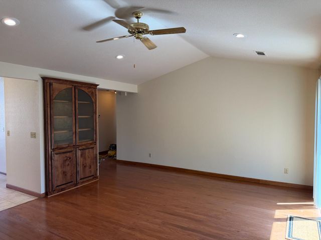 111 Muir Ct, Grass Valley, CA 95945