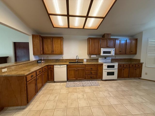 111 Muir Ct, Grass Valley, CA 95945