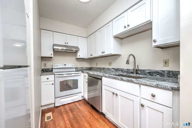 1423 Quinnipiac Avenue 302, New Haven, CT 06513