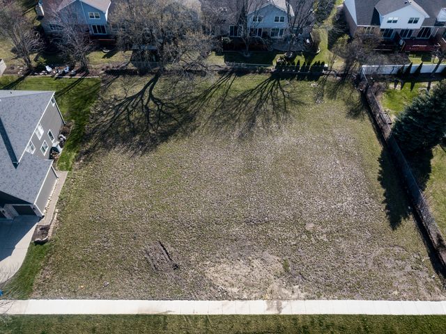 7125 Matthias Road, Downers Grove, IL 60516