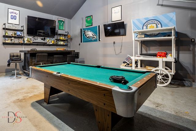 2121 Fox Hill Lane, Ottawa, IL 61350