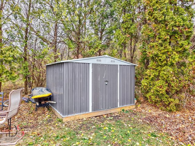 2121 Fox Hill Lane, Ottawa, IL 61350