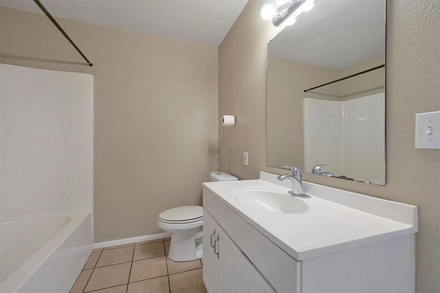 821 WINGO STREET, Orlando, FL 32803