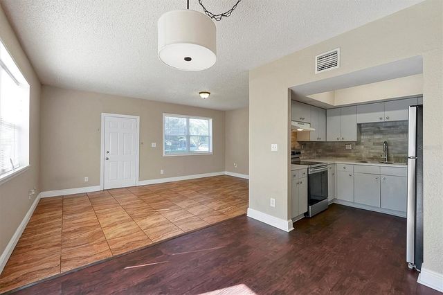 821 WINGO STREET, Orlando, FL 32803