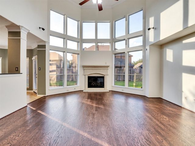 1904 Keswick Court, Pearland, TX 77581