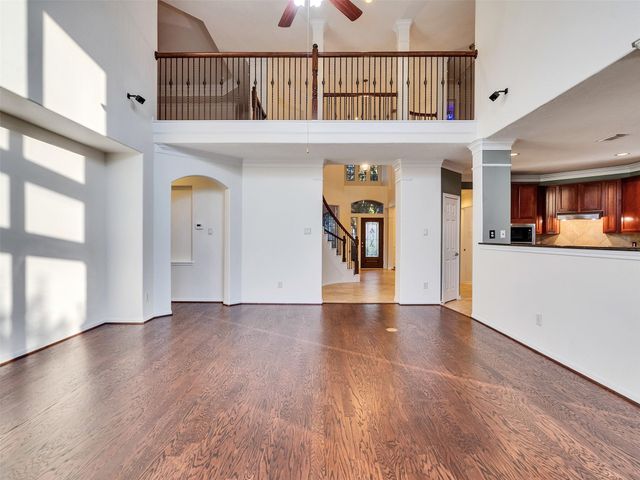 1904 Keswick Court, Pearland, TX 77581