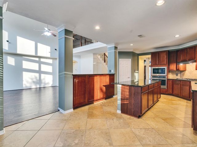 1904 Keswick Court, Pearland, TX 77581