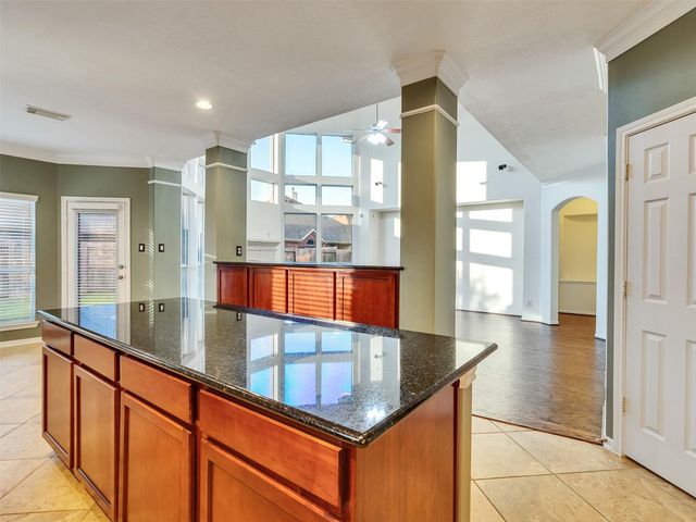 1904 Keswick Court, Pearland, TX 77581