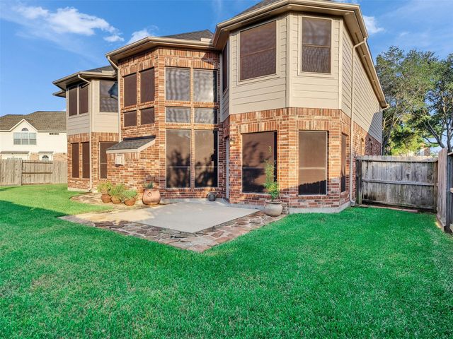 1904 Keswick Court, Pearland, TX 77581