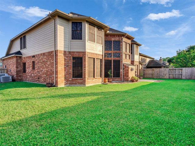 1904 Keswick Court, Pearland, TX 77581