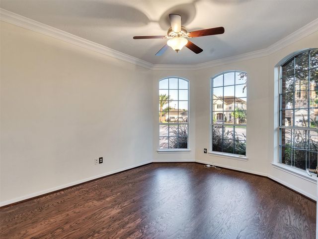 1904 Keswick Court, Pearland, TX 77581