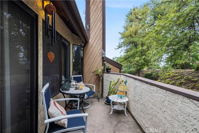 24835 Apple Street F, Newhall, CA 91321