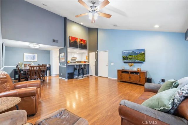 24835 Apple Street F, Newhall, CA 91321