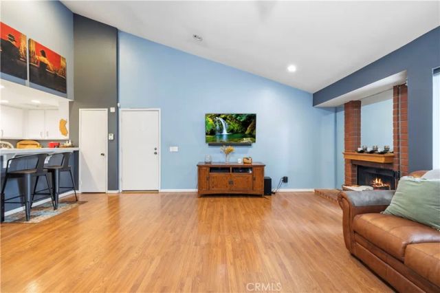 24835 Apple Street F, Newhall, CA 91321
