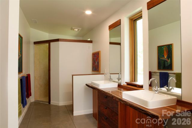 17 Fig Tree Lane, Asheville, NC 28803
