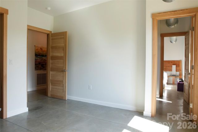 17 Fig Tree Lane, Asheville, NC 28803