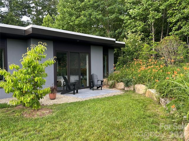 17 Fig Tree Lane, Asheville, NC 28803