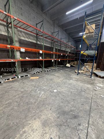 10850 NW 27th St, Doral, FL 33172