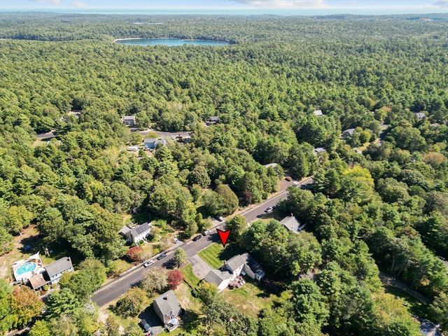 37 Sandra Way, Plymouth, MA 02360