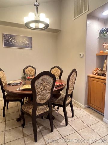 24273 S Hwy 2, Porum, OK 74455