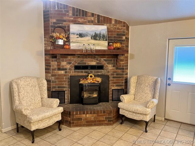 24273 S Hwy 2, Porum, OK 74455