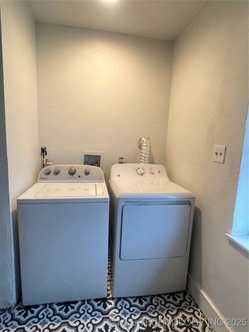 24273 S Hwy 2, Porum, OK 74455