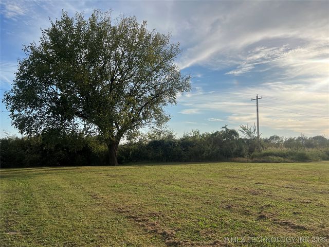 24273 S Hwy 2, Porum, OK 74455