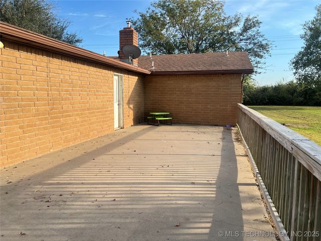 24273 S Hwy 2, Porum, OK 74455