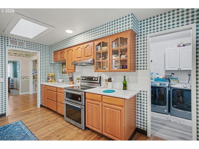 1414 19TH Ave, Longview, WA 98632