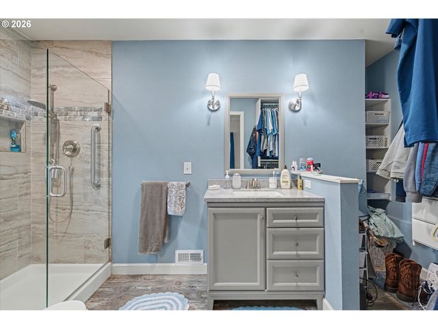 1414 19TH Ave, Longview, WA 98632