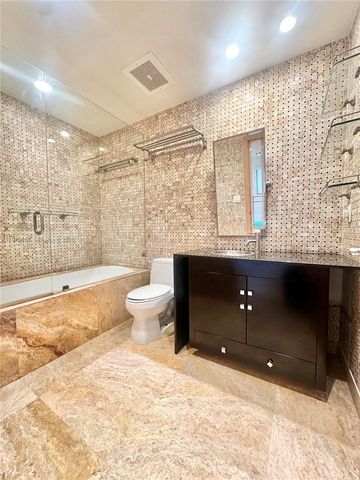 1060 Brickell Ave 201, Miami, FL 33131