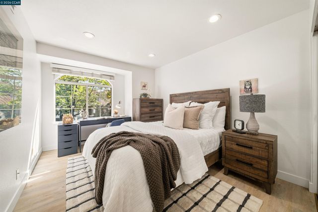 401 S Clovercrest Ln, San Ramon, CA 94582