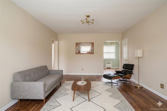 25167 61st Avenue 693, Little Neck, NY 11362